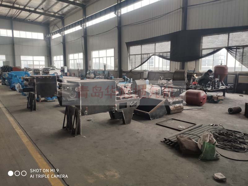 移動式路面拋丸機(jī)加工區(qū)